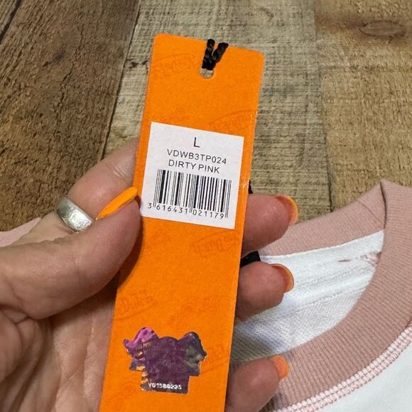 Von Dutch Raglan Embroidered Cropped Sweat Top Sz Large Dirty Pink NWT - Picture 6 of 11